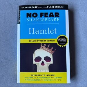No Fear Shakespeare ~ Hamlet ~ Deluxe Student Edition ~ Paperback ~ SparkNotes
